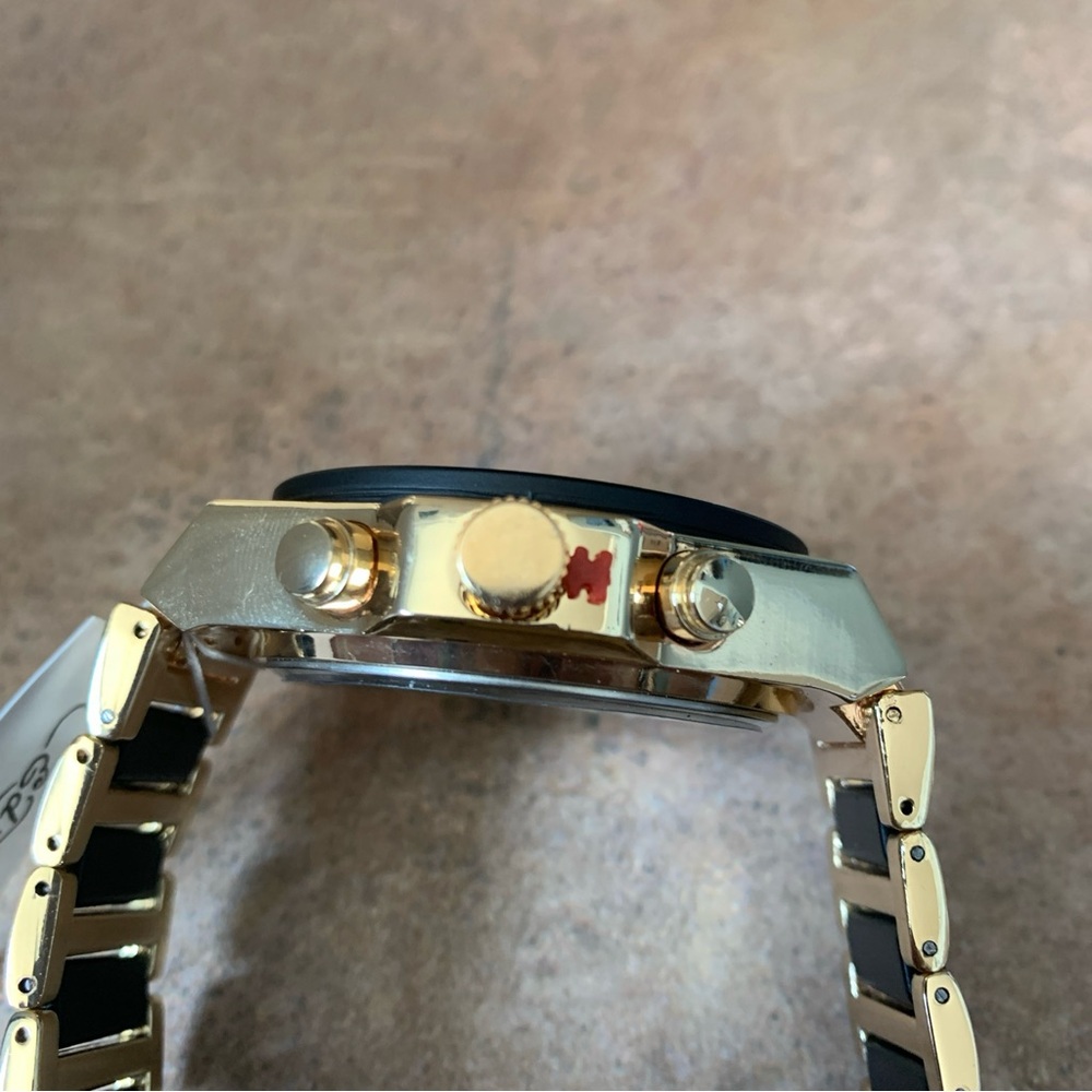 Watch - Picture 6 of 6